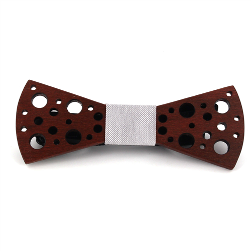 Papillon in Legno con Piccoli Fori