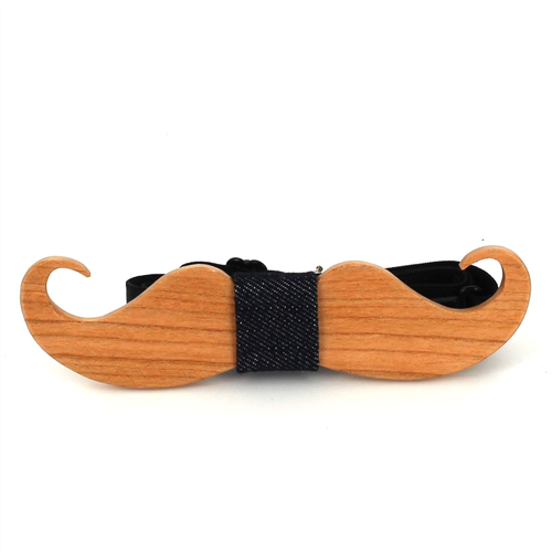 Papillon in Legno con Baffi