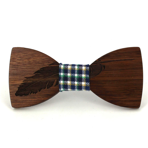 Papillon in legno con piuma