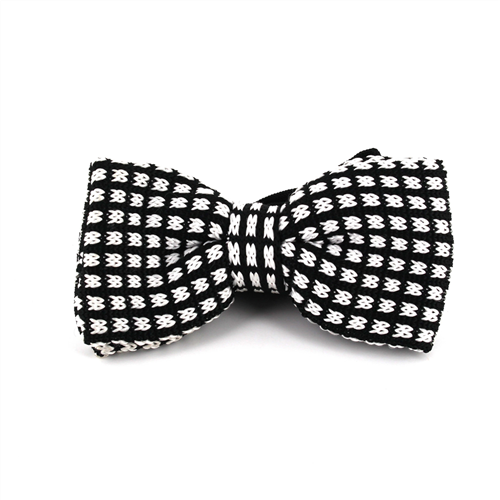Papillon a pois bianchi e neri
