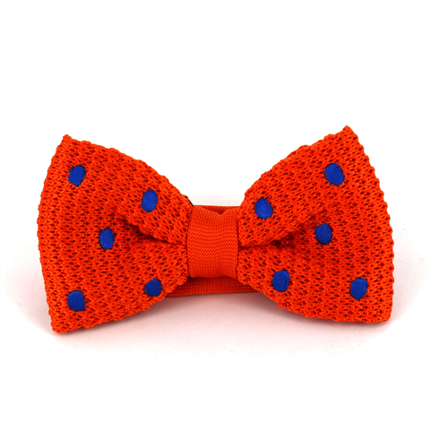 Papillon a pois arancioni con pois blu