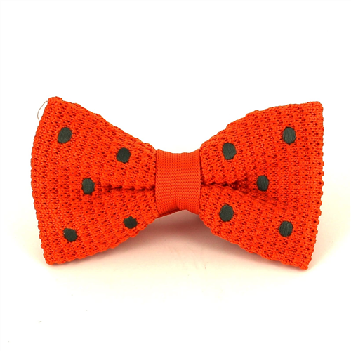 Papillon a pois arancioni con pois verdi scuri