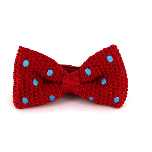 Papillon a pois rossi con sfondo celeste
