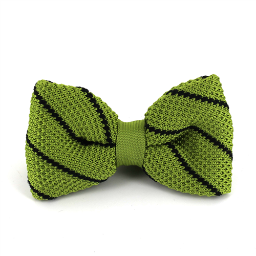 Papillon a pois verde a righe nere