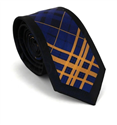 Cravatta Stretta con Disegno Geometrico Tricolore