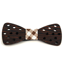 Papillon in Legno con Piccoli Fori